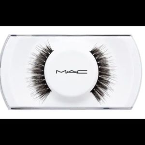 M·A·C LASH / 84 GODDESS LASH
